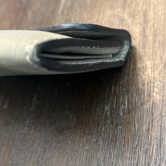 Pre-loved Authentic Chloé Marcie Long Leather Wallet - Dove Gray - Picture 3 of 11